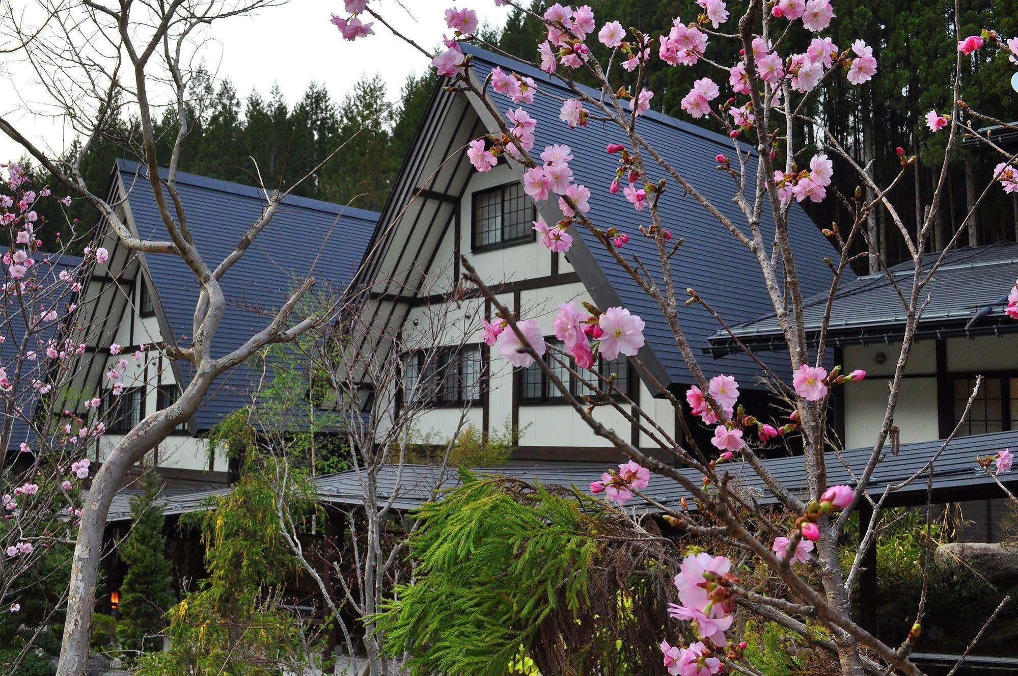 ホテル Hida Tsuzuri Oboro 高山市 エクステリア 写真